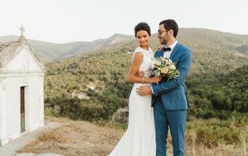 Traveling With Your Wedding Dress: Dos, Don’ts & FAQ’s