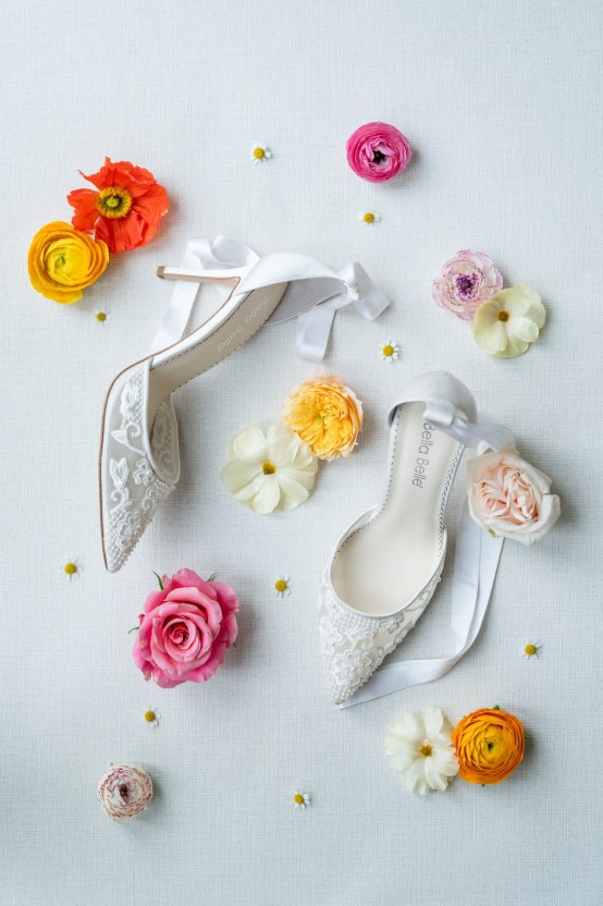 Hopton-Court-English-Summer-Wedding—Chloe-Bolam-Photography—Bridal-Musings–6 (1)
