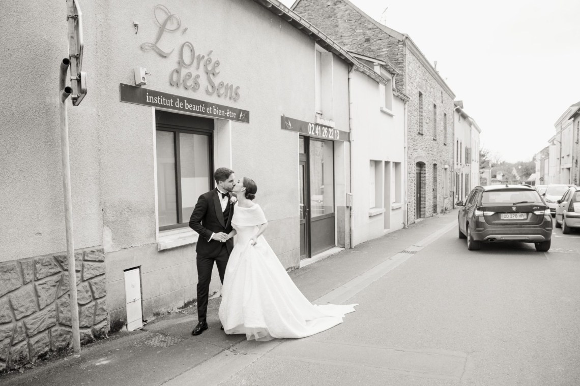 Lisette and Matthew, Chateau Challain