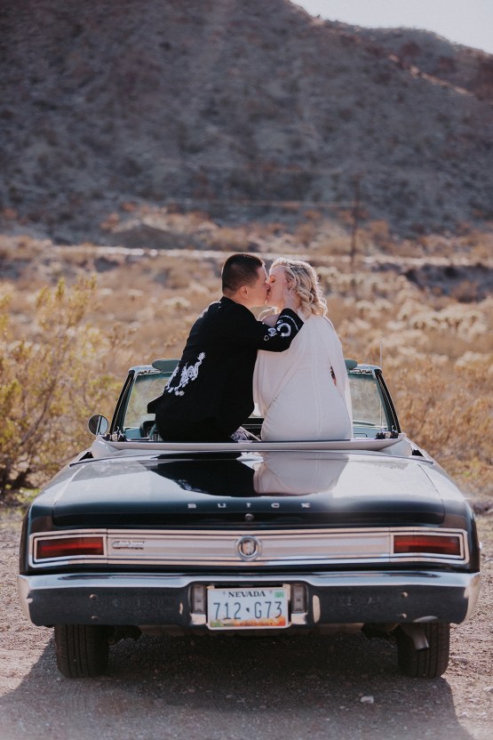 Retro Cool Desert and Neon Museum Vegas Elopement – Elope Tahoe Photo Co. 26