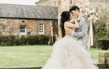 Minimalist Luxury: Seafoam and Gold Eternal Tides Wedding Inspiration