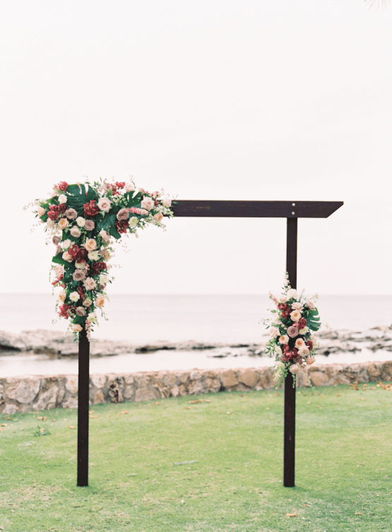 Elegant Sage Green Hawaii Destination Wedding – Etcetera Photo 23