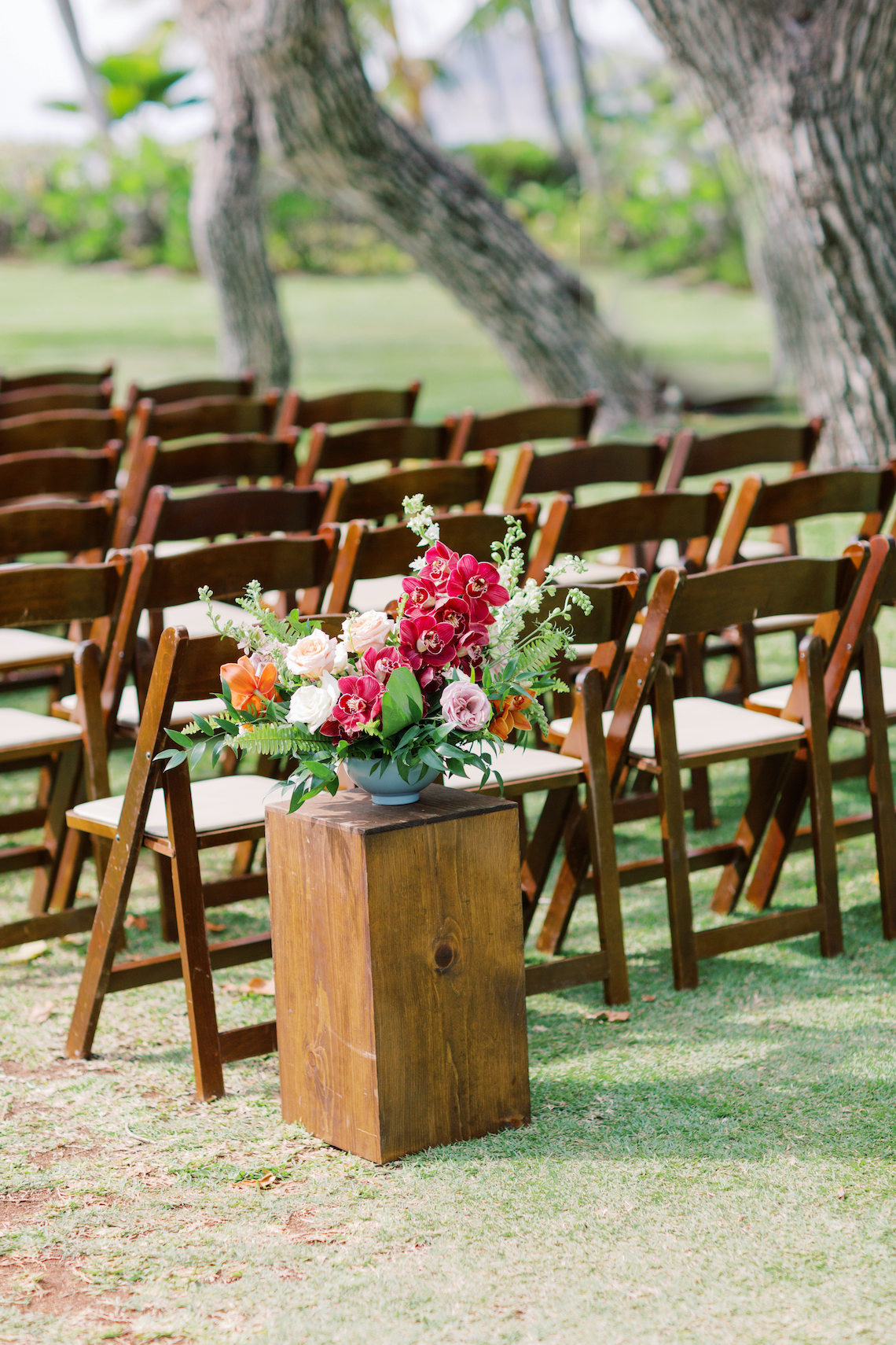 Elegant Sage Green Hawaii Destination Wedding – Etcetera Photo 25