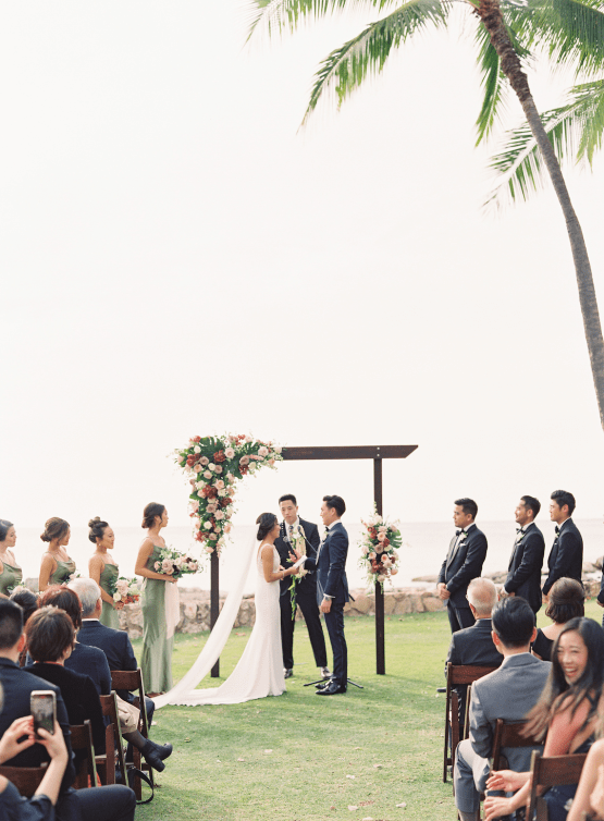 Elegant Sage Green Hawaii Destination Wedding – Etcetera Photo 33
