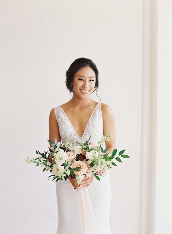 Elegant Sage Green Hawaii Destination Wedding – Etcetera Photo 9